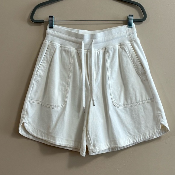 Athleta Farallon Sz XS Midi Short Organic Cotton Cream Commute Work Travel EUC - Picture 3 of 12